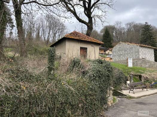 Terrain constructible viabilisé à vendre 89 000 € 2 379 m² de terrain Ambutrix 01500