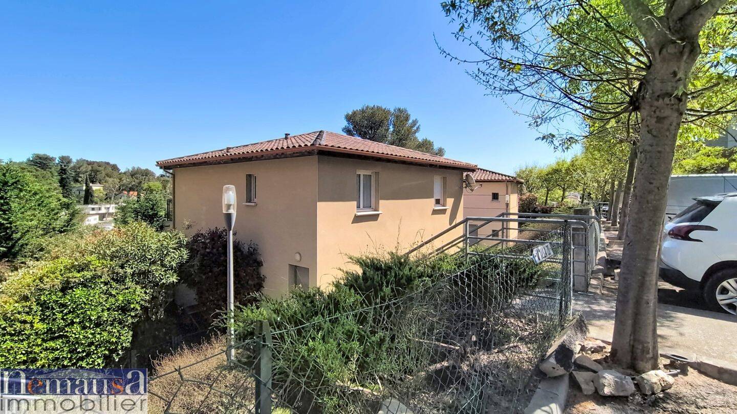 Maison 3 pièces 72 m² · à Nîmes · 72 m² · 215 000 €