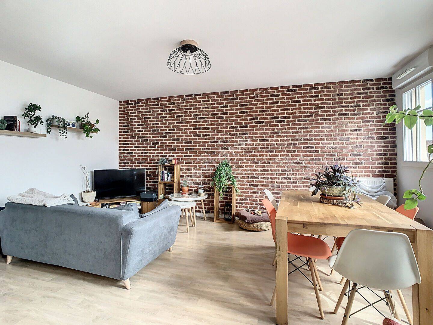Appartement 2 pièces 47 m² · à Saint-Ouen-l'Aumône · 47 m² · 170 000 €
