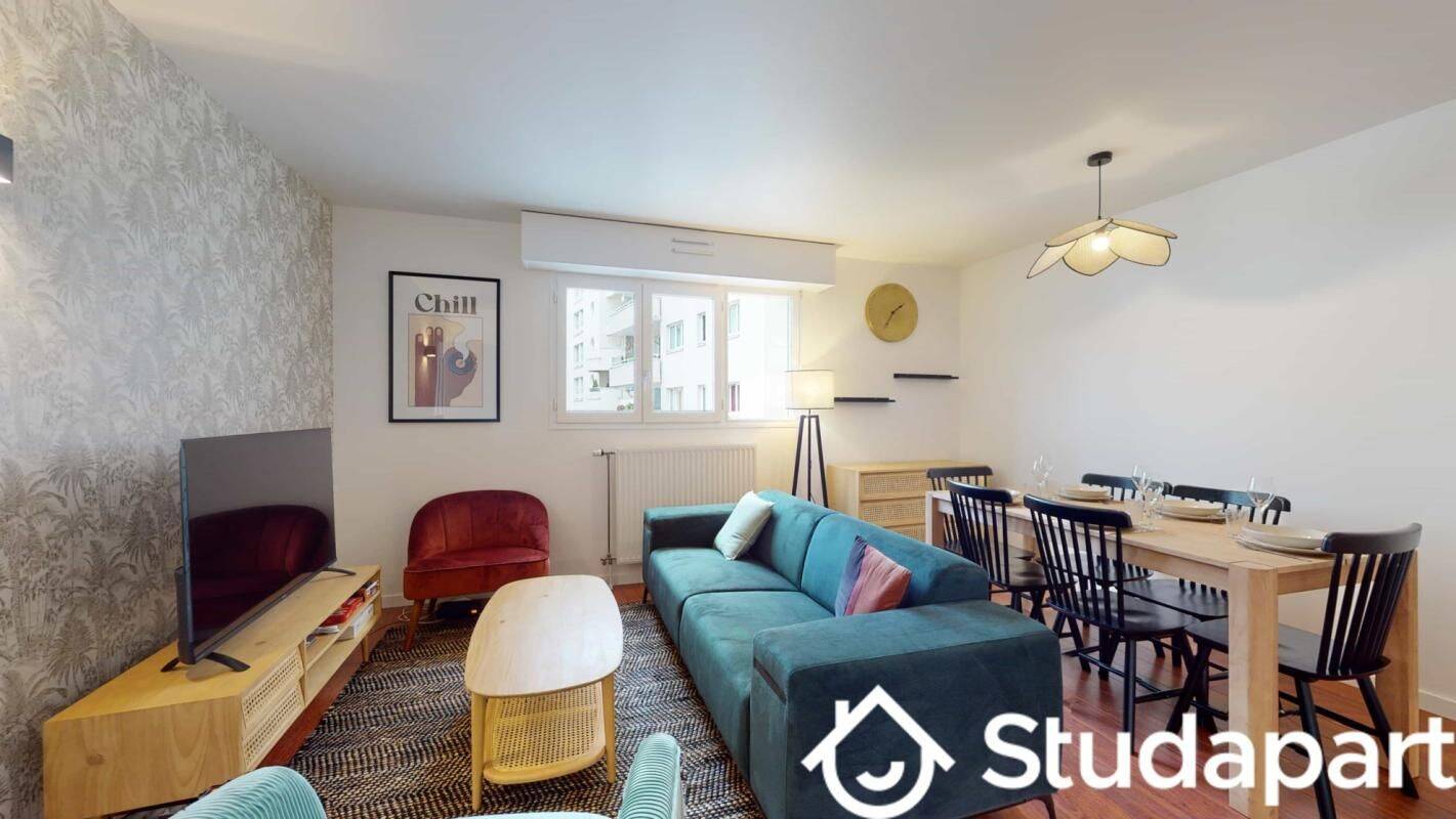 1 pièce 11 m² · à Courbevoie · 11 m² · 890 €