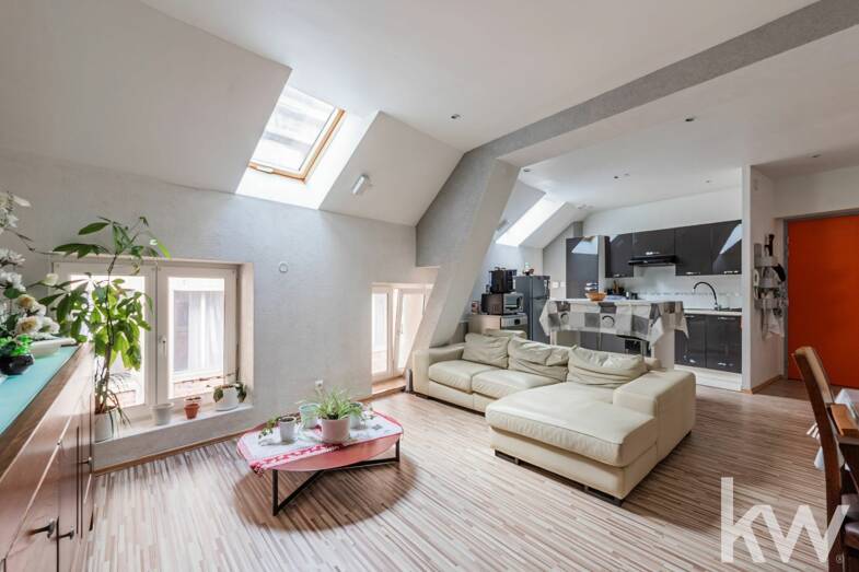 Appartement à vendre 161 700 € 4 pièces 3 chambres 106,6 m² 2ème étage Centre Saverne 67700