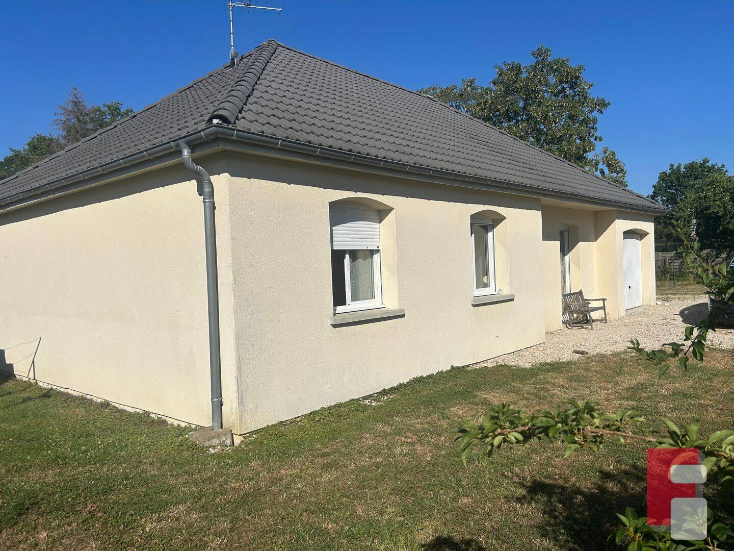 Maison 5 pièces 92 m² · à Lusigny-sur-Barse · 92 m² · 223 000 €