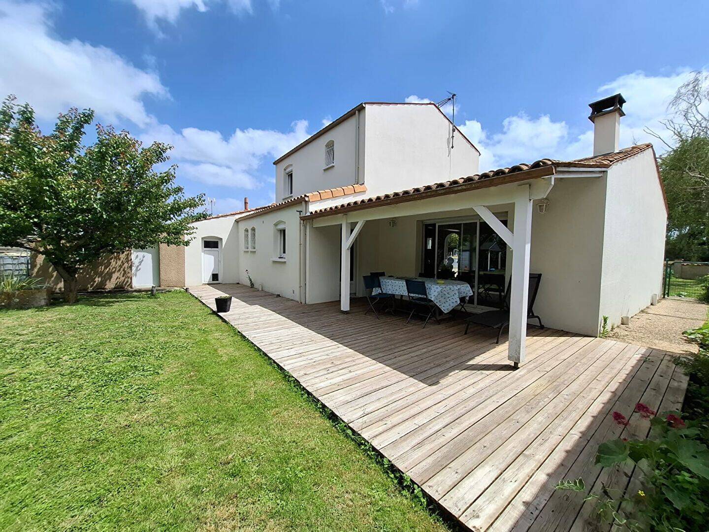 Maison 4 pièces 110 m² · à Breuil-Magné · 110,1 m² · 299 999 €