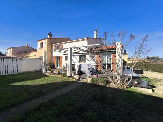 Villa à vendre 285 000 € 6 pièces 4 chambres 133 m² Ille-sur-Têt 66130