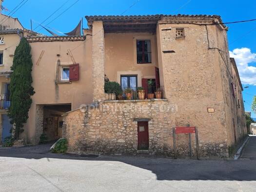 Maison à vendre 289 000 € 6 pièces 4 chambres 152 m² 2 023 m² de terrain Revest-du-Bion 04150