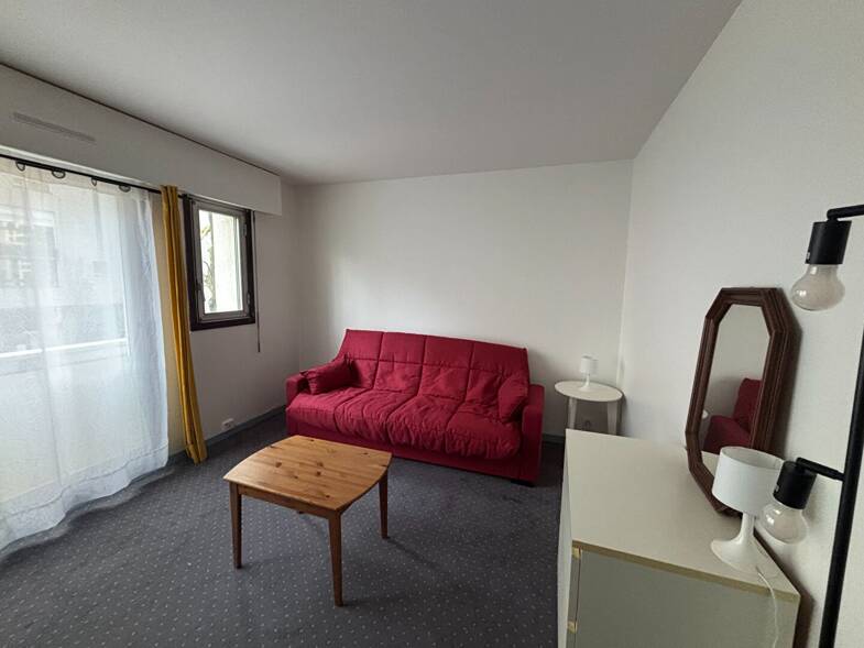 Appartement à louer 1 245 € 1 pièce 30 m² Étage 1/8 Paris 5ème 75005