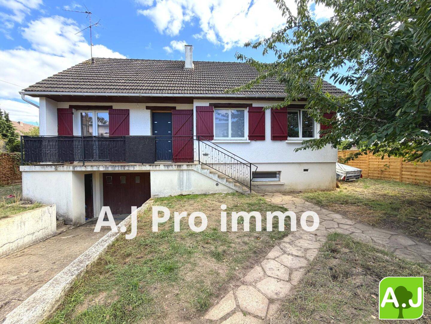 Maison 5 pièces 121 m² · à Anet · 121 m² · 232 000 €