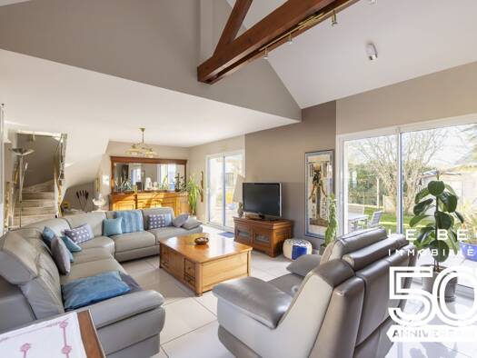 Maison à vendre 749 800 € 7 pièces 4 chambres 188 m² 594 m² de terrain Saint-Avé 56890