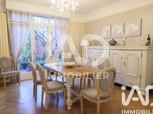 Maison à vendre 249 000 € 9 pièces 5 chambres 225 m² 371 m² de terrain Sud Ostricourt 59162