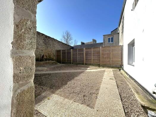 Maison à vendre 208 000 € 4 pièces 3 chambres 122 m² 162 m² de terrain Plouescat 29430