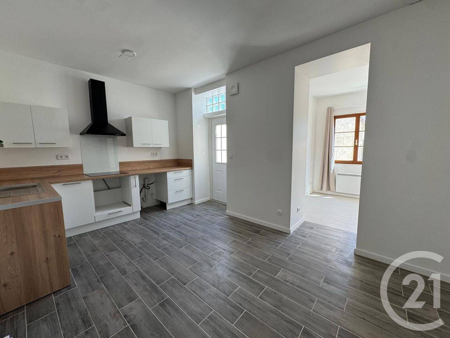 Appartement 3 pièces 70 m² · à Garennes-sur-Eure · 69,8 m² · 850 €