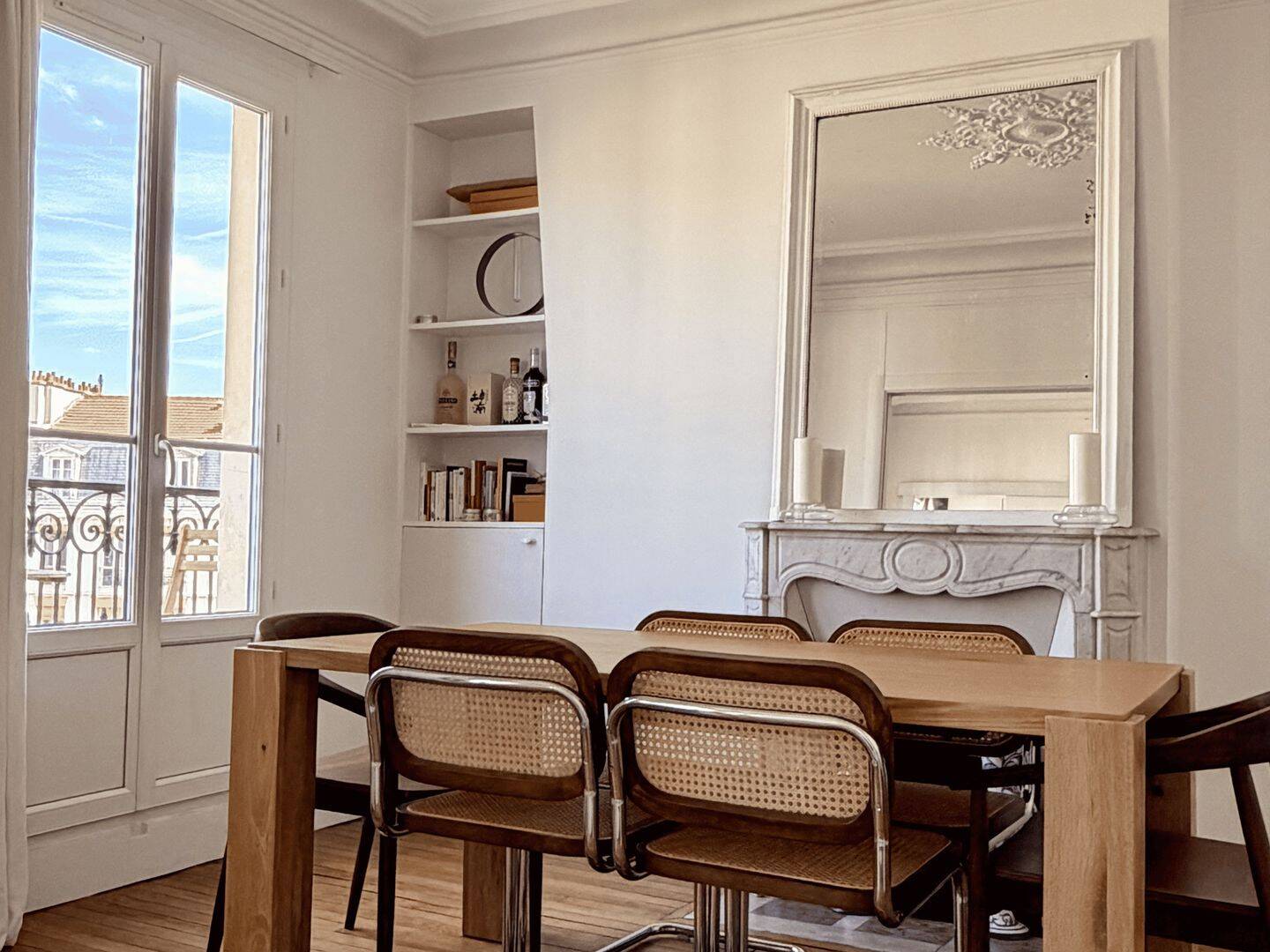Appartement 3 pièces 45 m² · à Paris 11ème Arrondissement · 45 m² · 2 150 €/mois