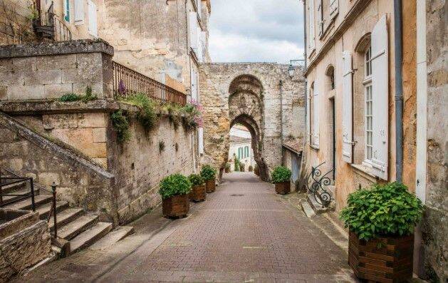 Appartement 4 pièces 80 m² · à Blaye · 80 m² · 840 €/mois
