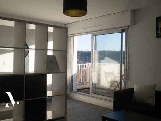 Appartement à vendre 128 000 € 1 pièce 36 m² Étage 3/3 Gare-Jouvenet Rouen 76000