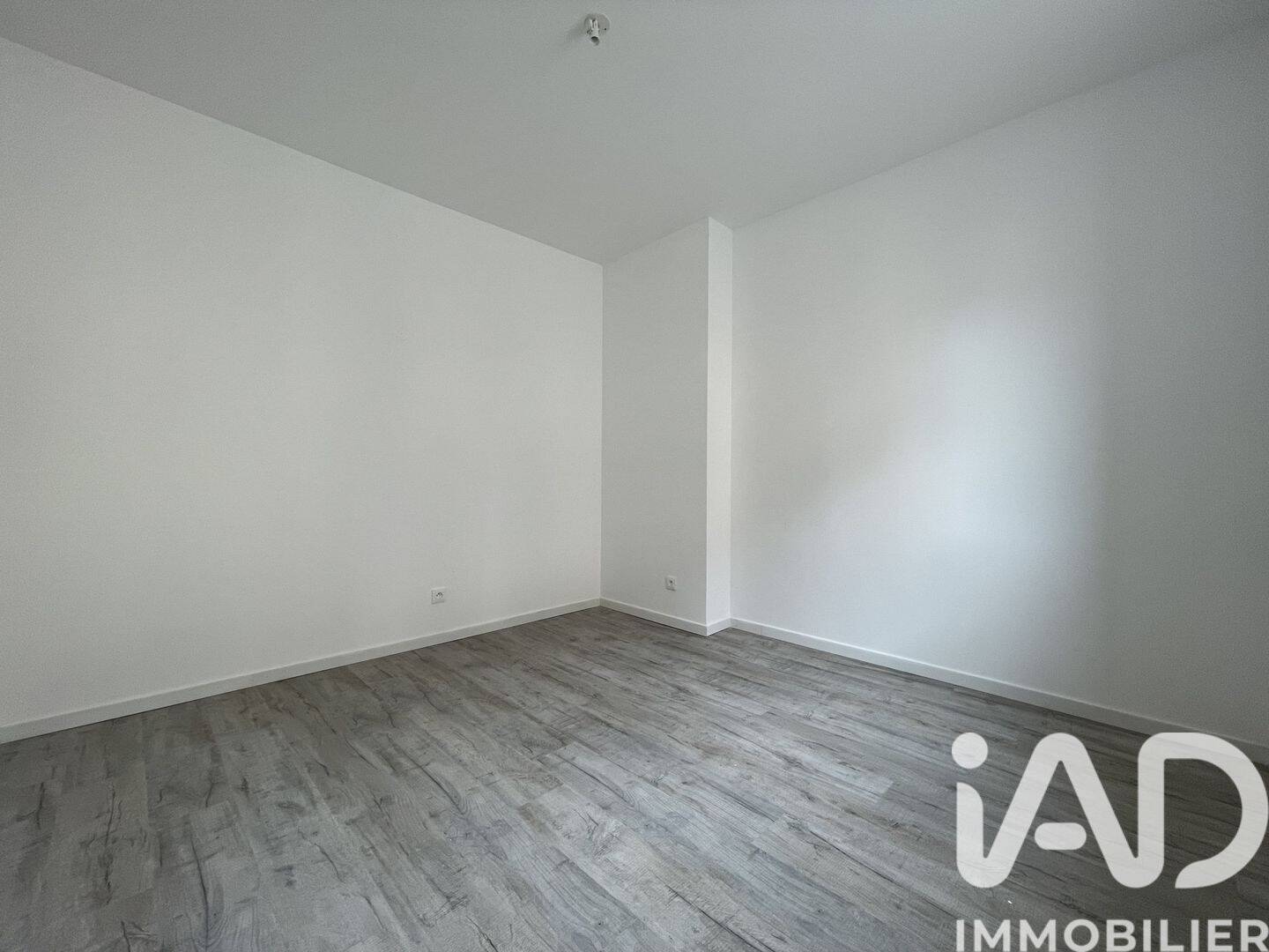Maison 6 pièces 122 m² · à Château-Thierry · 122 m² · 115 000 €