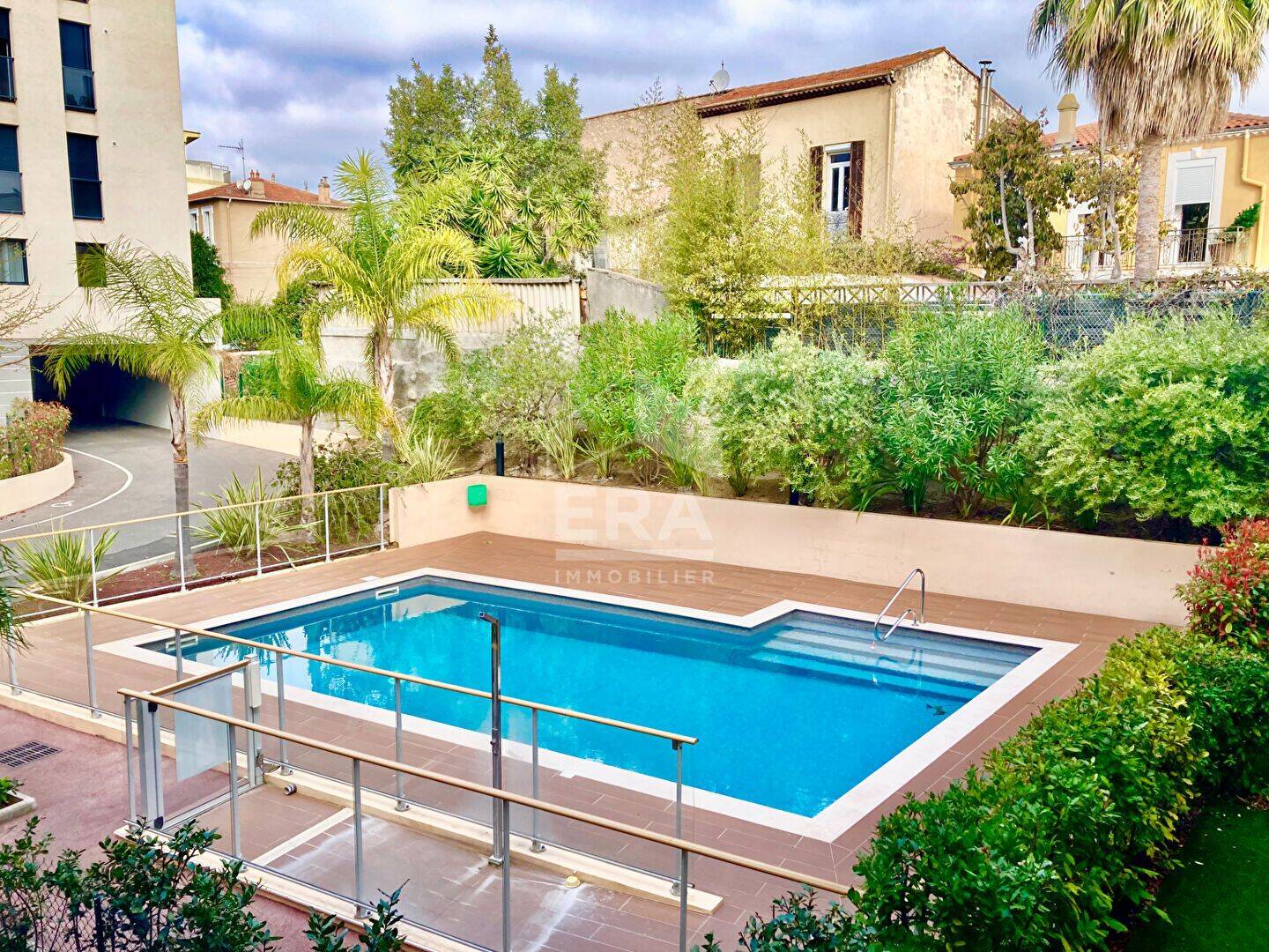 Appartement 1 pièce 25 m² · à Cannes · 24,7 m² · 817 €