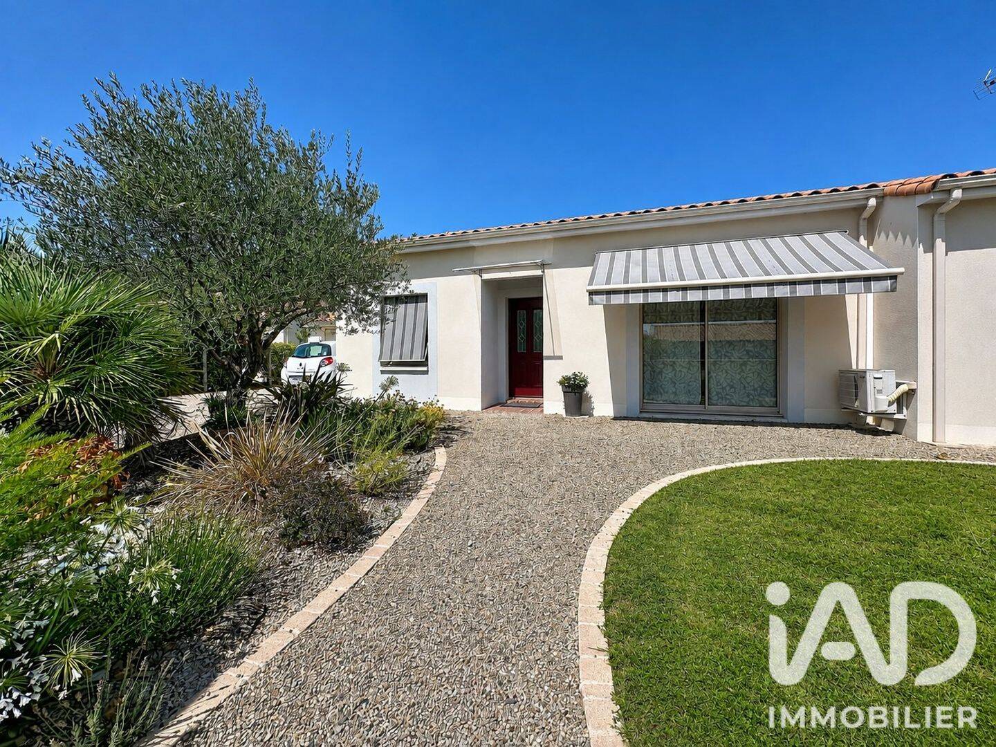 Maison 7 pièces 144 m² · à Aiffres · 144 m² · 349 900 €