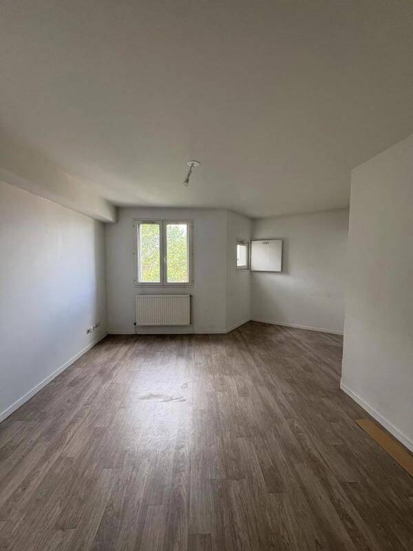 Appartement 2 pièces 52 m² · à Saint-Étienne · 52 m² · 561 €/mois