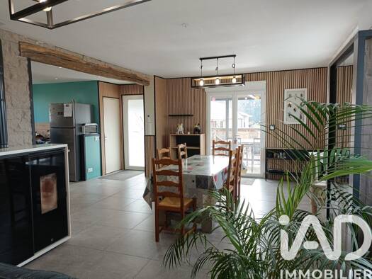 Maison à vendre 299 000 € 5 pièces 3 chambres 146,4 m² 4 054 m² de terrain Dame-Marie-les-Bois 37110