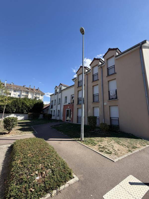 Appartement 4 pièces 91 m² · à Troyes · 91 m² · 886 €/mois