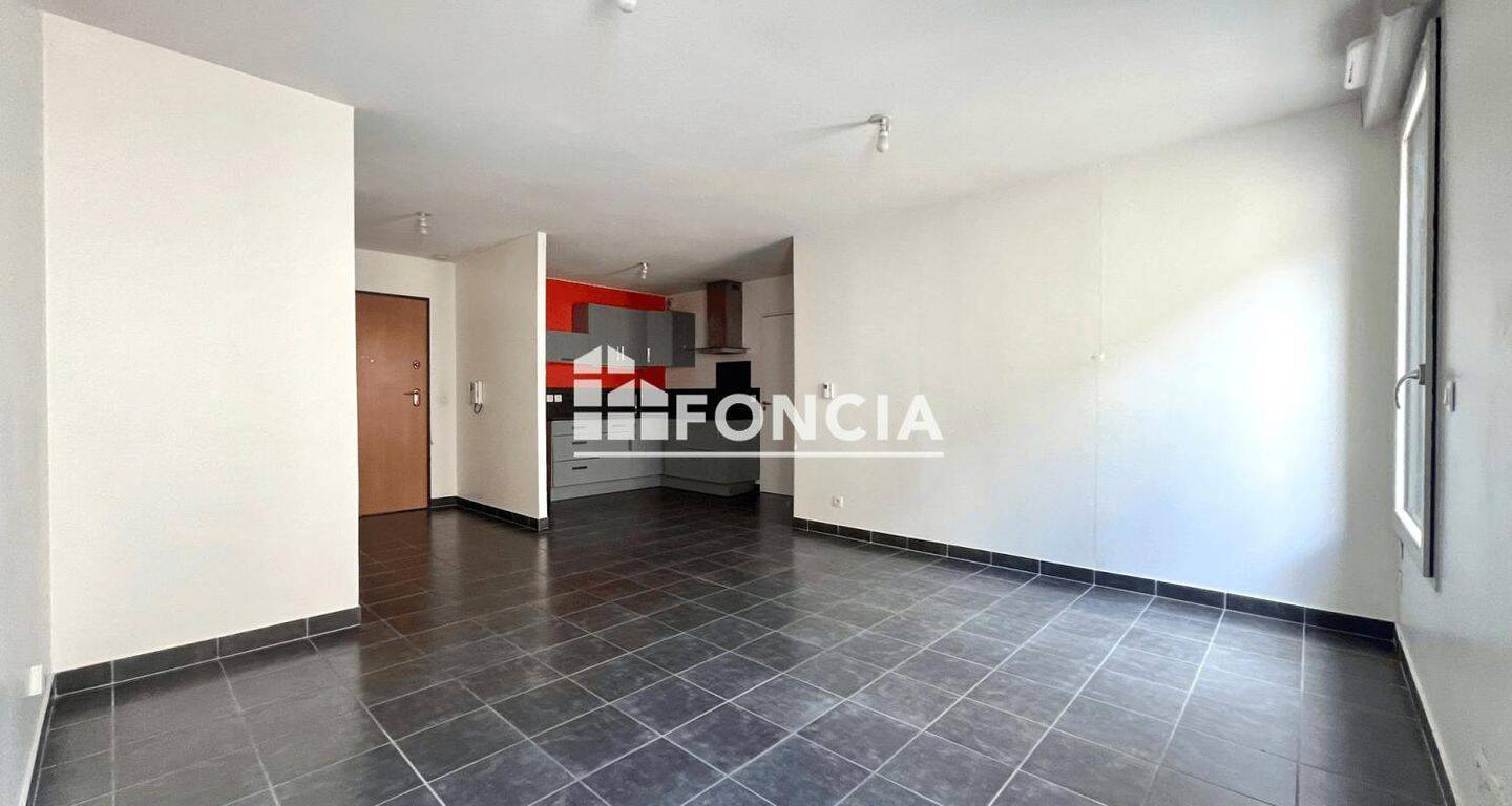 Appartement 2 pièces 46 m² · à Saint-Étienne · 46 m² · 550 €