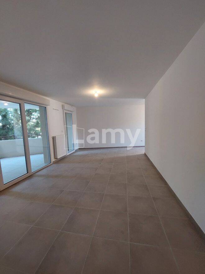 Appartement 4 pièces 95 m² · à Avignon · 94,7 m² · 907 €