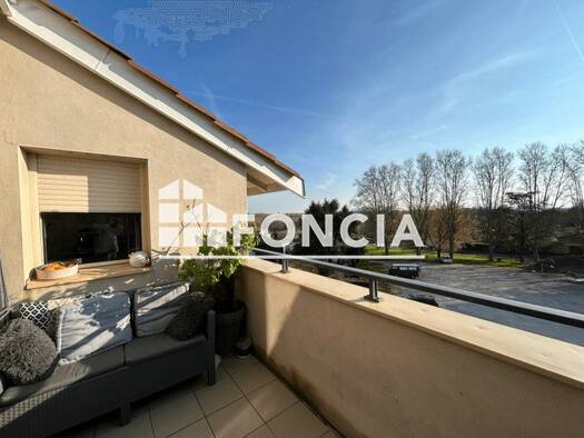 Appartement à louer 713 € 2 pièces 1 chambre 50,4 m² 2ème étage Ars-sur-Formans 01480