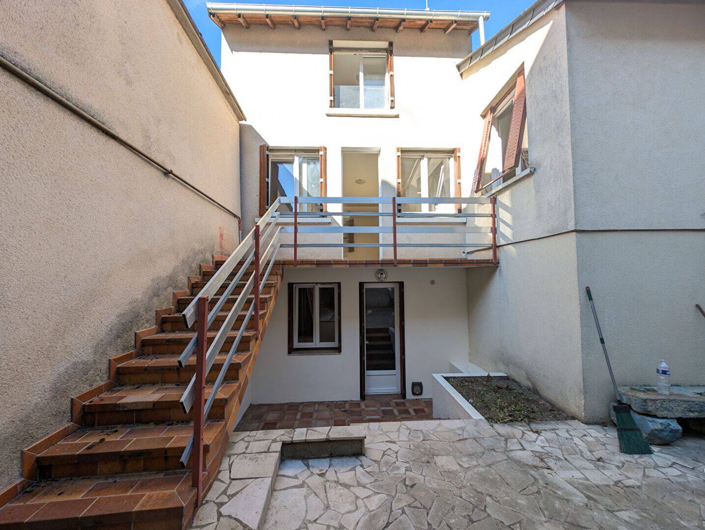 Maison 3 pièces 66 m² · à Bourges · 66 m² · 650 €