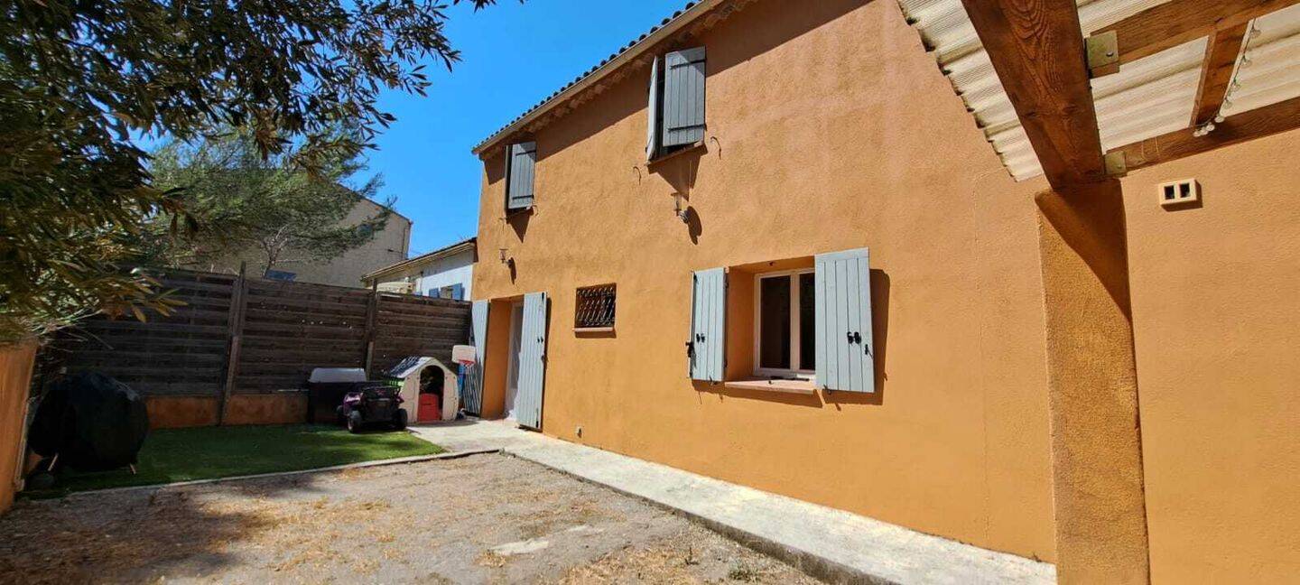 Maison 3 pièces 70 m² · à Gardanne · 70 m² · 335 000 €