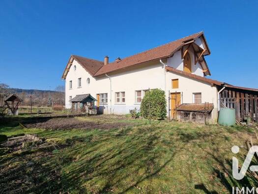 Maison à vendre 179 000 € 9 pièces 5 chambres 192 m² 2 090 m² de terrain Anould 88650