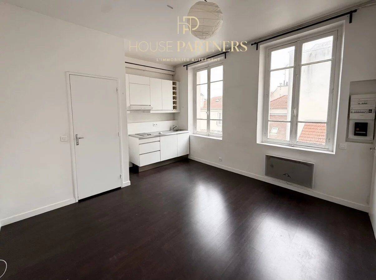 Appartement 1 pièce 18 m² · à Saint-Germain-en-Laye · 18,2 m² · 860 €