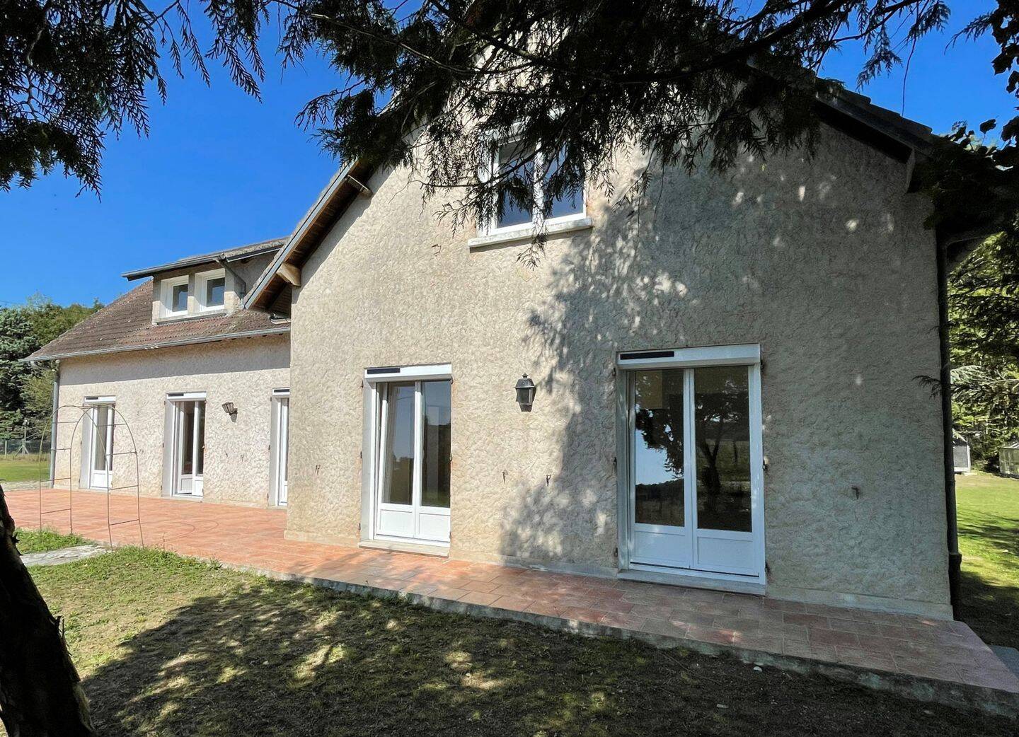 Maison 8 pièces 196 m² · à La Marolle-en-Sologne · 196 m² · 428 400 €