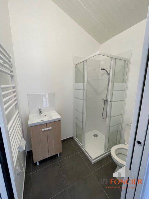 1 pièce 18 m² · à Orly · 17,7 m² · 680 €