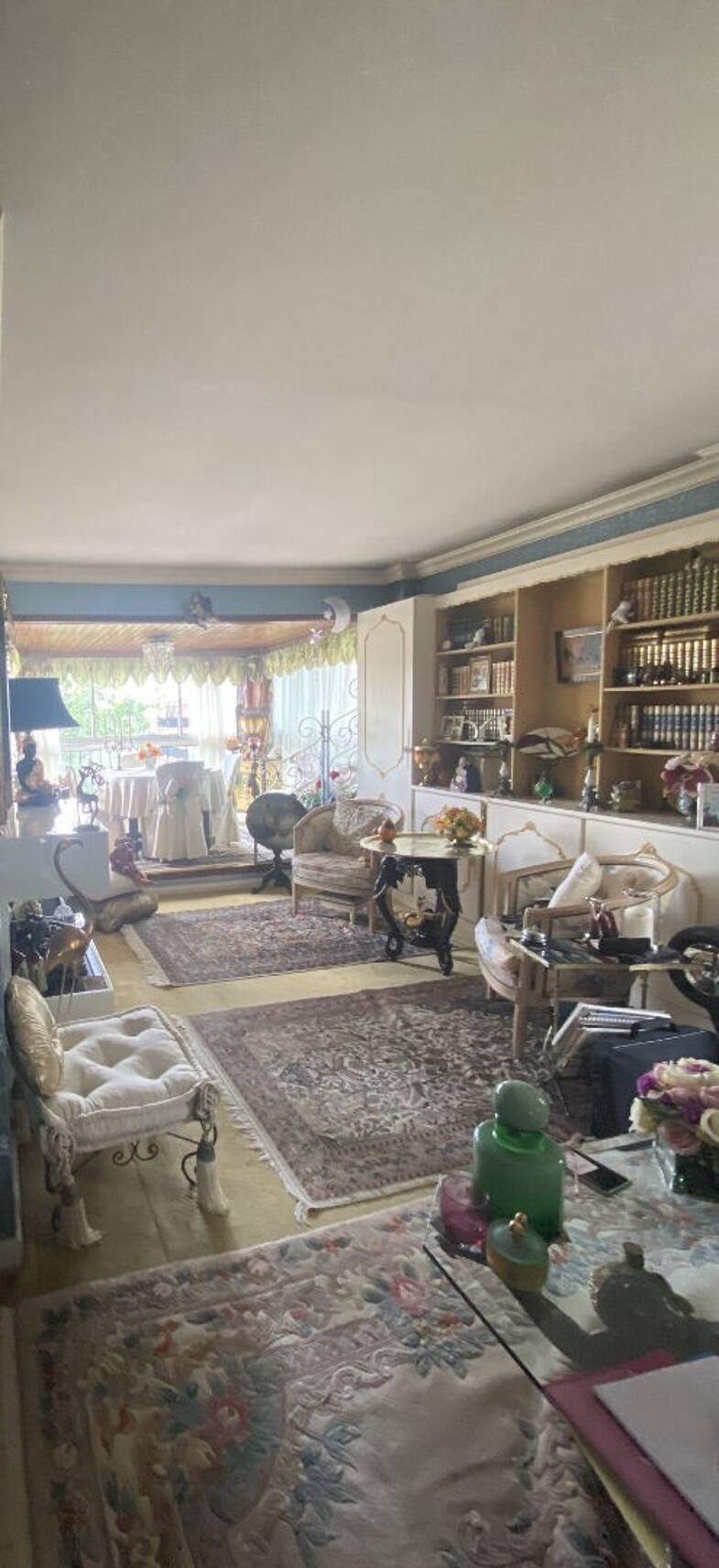 Appartement en viager occupé Bouquet 100 230 € 4 pièces 3 chambres 94 m² Étage 3/4 Le Chesnay 78150