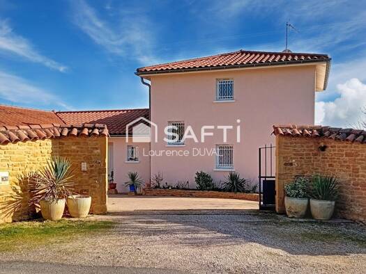 Maison à vendre 595 000 € 6 pièces 4 chambres 140 m² 980 m² de terrain Le Bois-d'Oingt 69620