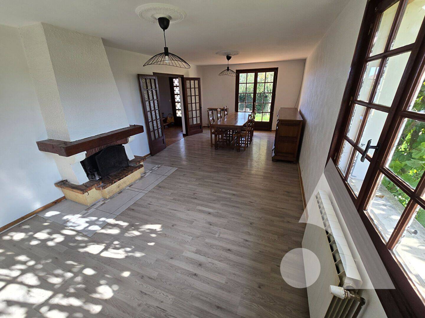 Maison 6 pièces 169 m² · à Dammartin-Marpain · 168,5 m² · 165 000 €