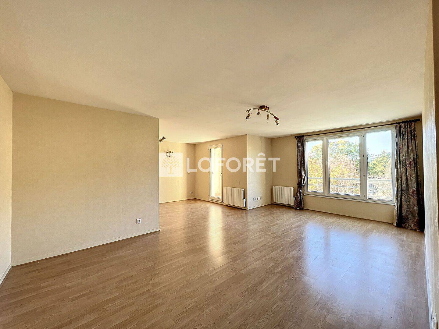 Appartement 4 pièces 84 m² · à Maurepas · 84 m² · 210 000 €