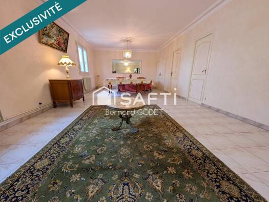 Maison de plain-pied à vendre 130 000 € 4 pièces 2 chambres 94 m² 2 194 m² de terrain Bernac 16700