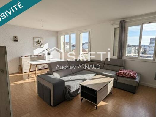 Appartement à vendre 119 900 € 3 pièces 2 chambres 67 m² 4ème étage Les Garets-Bellevue Vichy 03200