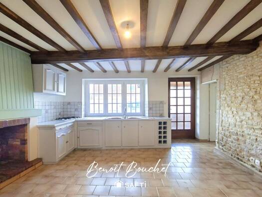 Maison à vendre 259 500 € 6 pièces 4 chambres 115 m² 422 m² de terrain Saint-Manvieu-Norrey 14740