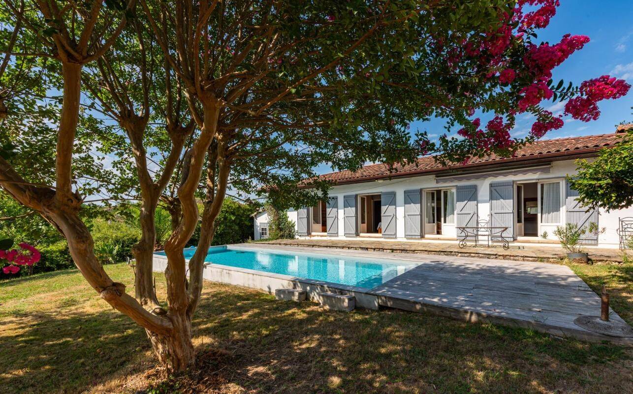 Maison 5 pièces 120 m² · à Bassussarry · 120 m² · 745 000 €