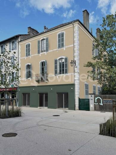 Local commercial à louer 1 200 € 89 m² de surface de vente Dufau-Tourasse Pau 64000