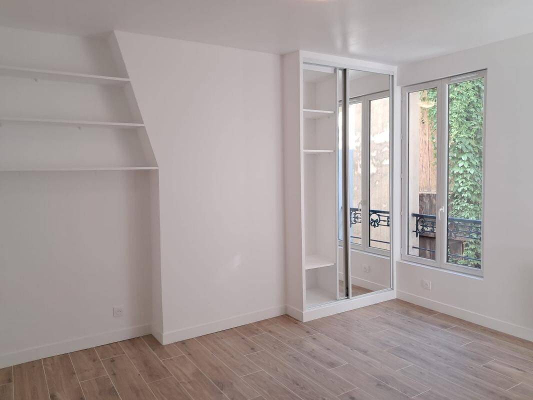 Appartement 1 pièce 20 m² · à Paris 10ème Arrondissement · 20 m² · 855 €/mois