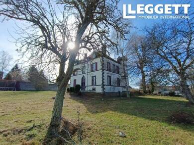 Château à vendre 310 000 € 11 pièces 8 chambres 335 m² 3 500 m² de terrain Giat 63620