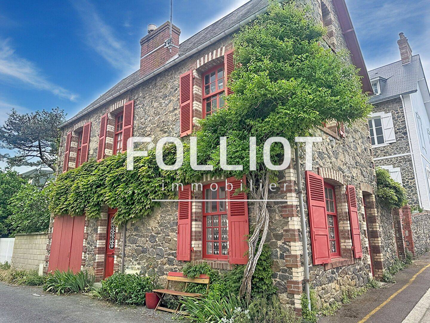 Maison 4 pièces 85 m² · à Agon-Coutainville · 85 m² · 365 000 €