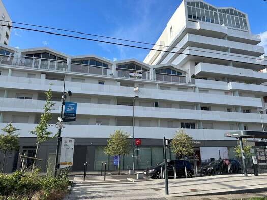 Duplex à vendre 239 400 € 4 pièces 3 chambres 83,7 m² Étage 4/8 Évry-Courcouronnes 91000