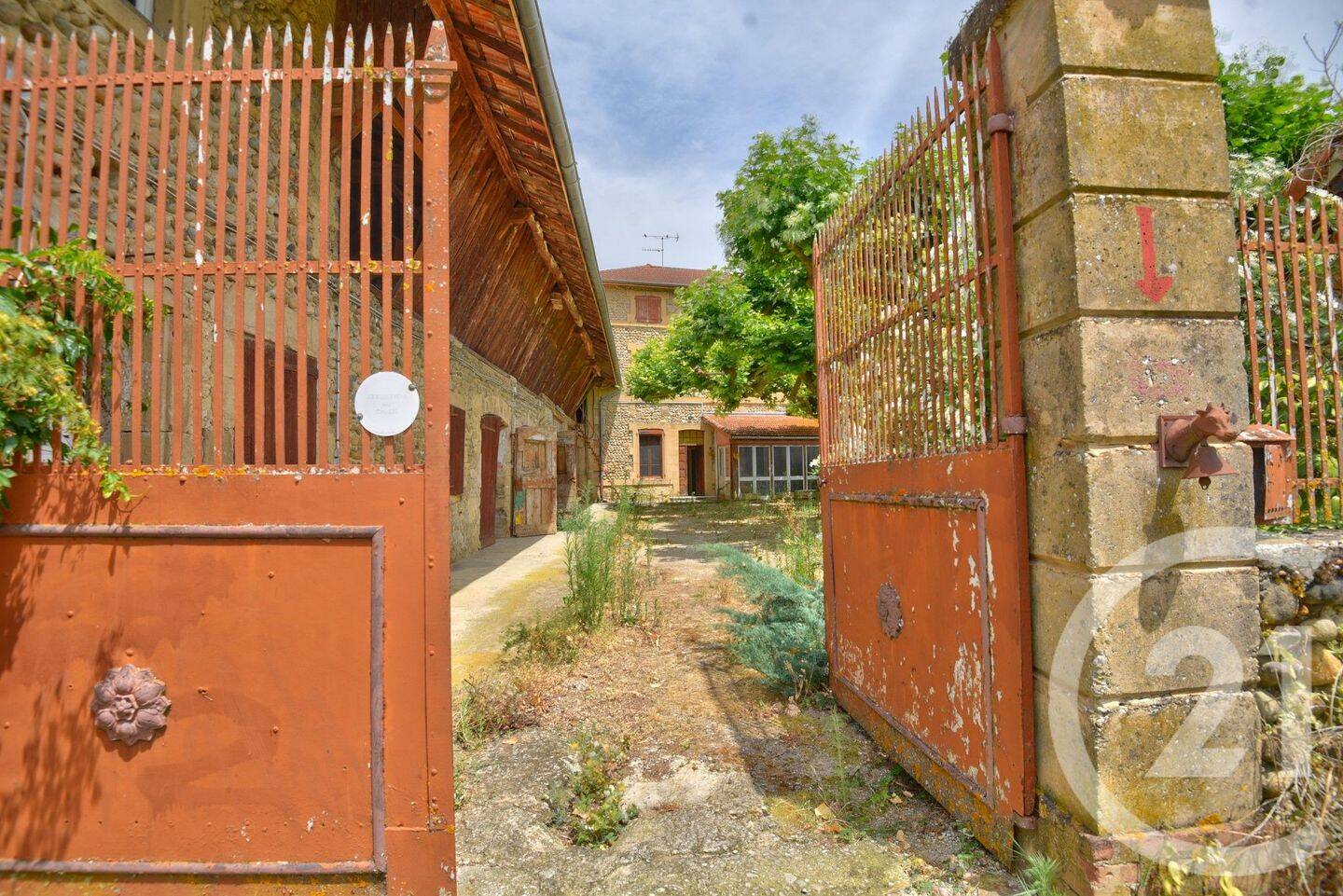 Maison 7 pièces 176 m² · à Saint-Paul-lès-Romans · 175,9 m² · 250 000 €