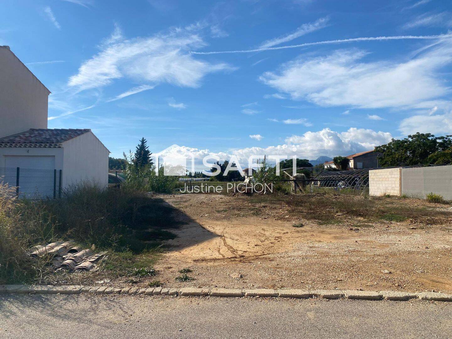 Terrain de 414 m² à Hyères - photo 2