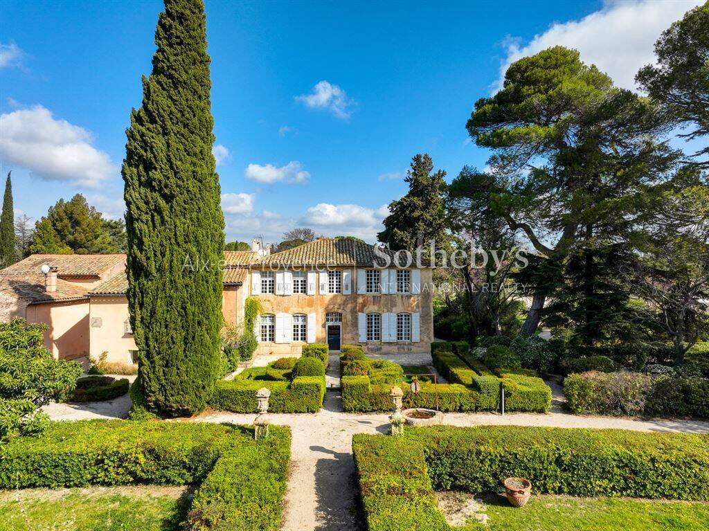 Maison 10 pièces 550 m² · à Aix-en-Provence · 550 m² · 3 500 000 €