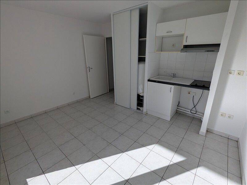 Appartement 1 pièce 20 m² · à Caudry · 20 m² · 285 €/mois